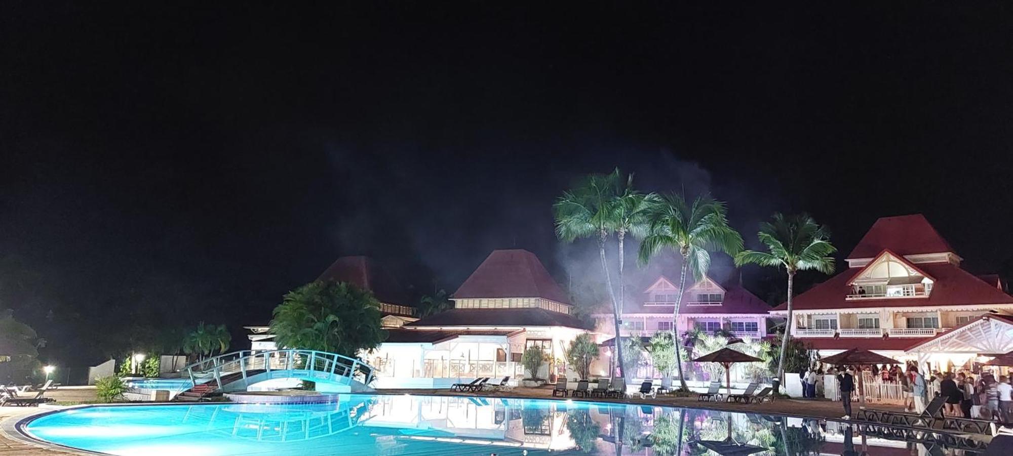 Tikazadaph, Pour Un Sejour De Charme, Romantique & Exotique, 97180 Sainte-Anne Экстерьер фото
